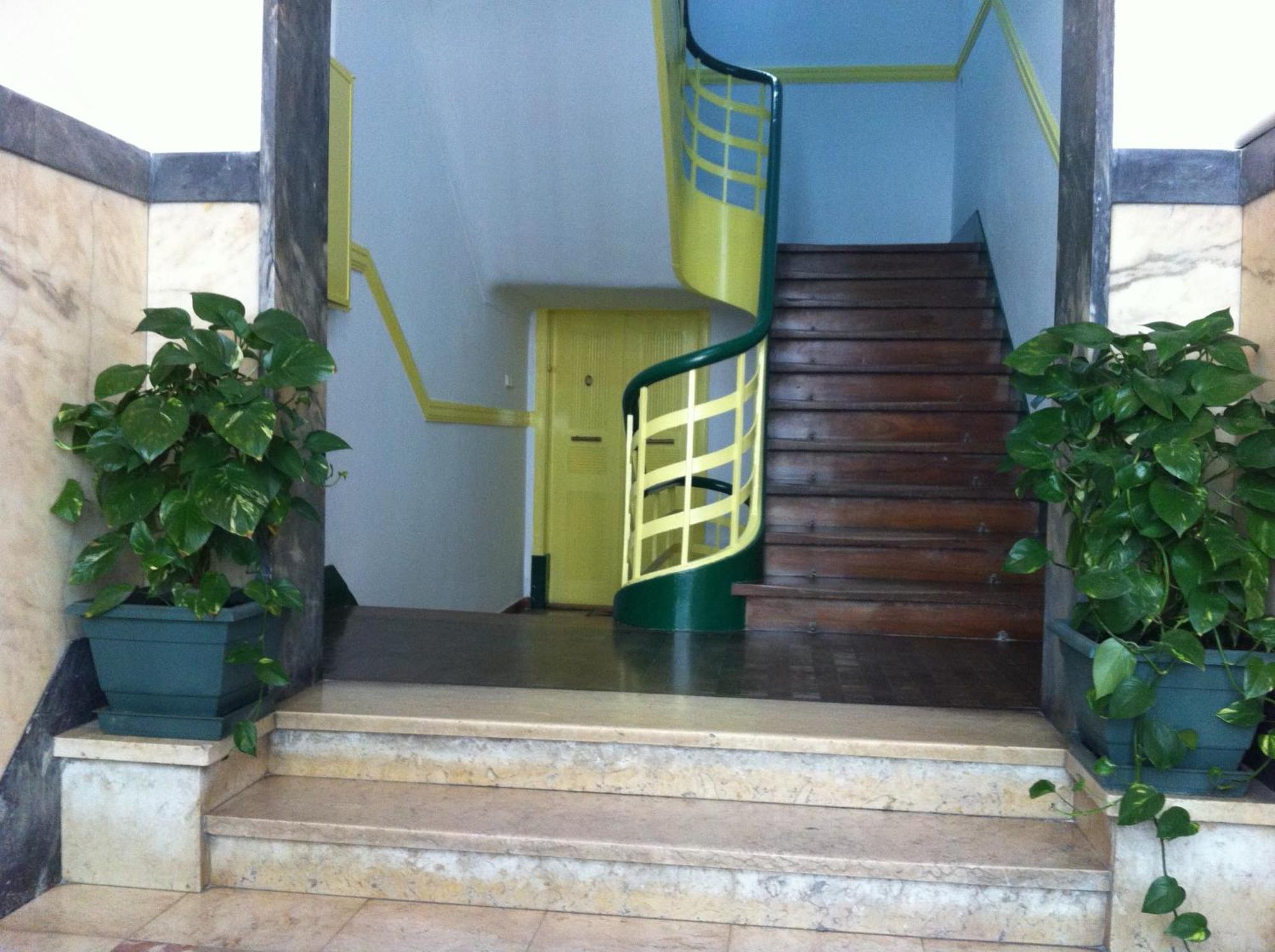 Hotel Residencial Valentina Lizbona Zewnętrze zdjęcie Entrance to the museum